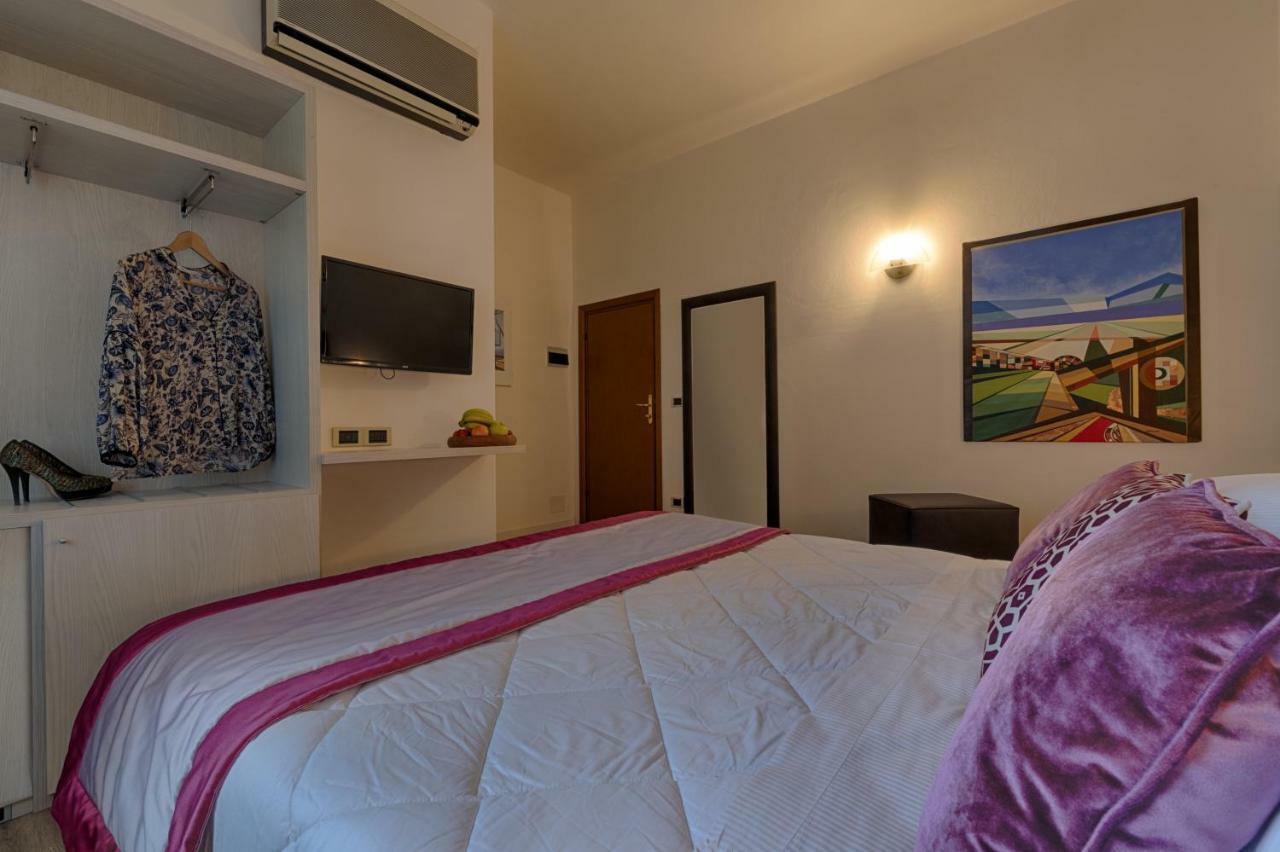 Hotel Rombino Fonteblanda Buitenkant foto
