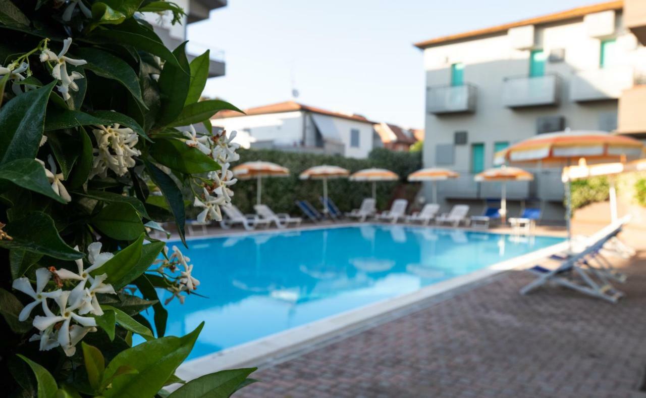 Hotel Rombino Fonteblanda Buitenkant foto