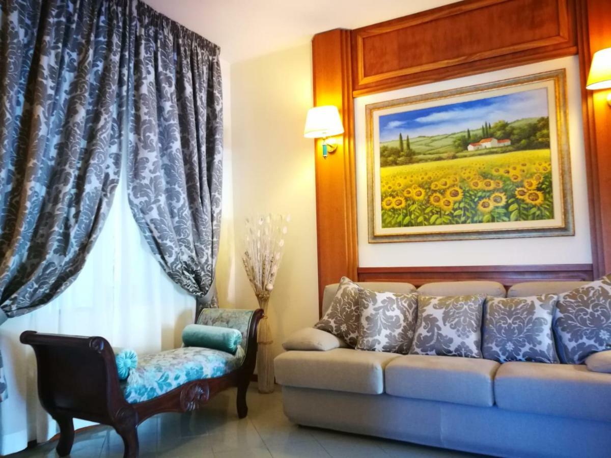 Hotel Rombino Fonteblanda Buitenkant foto